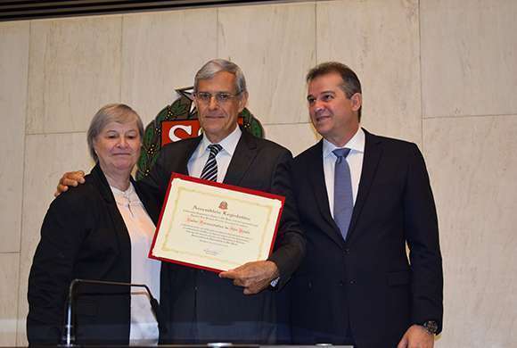 Dr. Luiz Fernando Pellegrino recebeu homenagem na Alesp em 2018