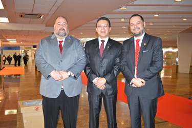 Dr. Antonio Geraldo dos Santos (secretário-geral do CRF-SP), dr. Marcos Machado (diretor-tesoureiro do CRF-SP) e dr, Pedro Menegasso (presidente do CRF-SP)