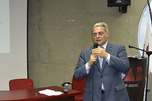 Dr. Sylvio Ribeiro de Souza Neto - Juiz de Direito e Coordenador do Comitê Estadual de Saúde