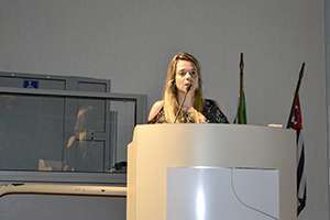 Dra. Lígia Rosa da Costa Pereira falou sobre a fiscalização do CRF-SP