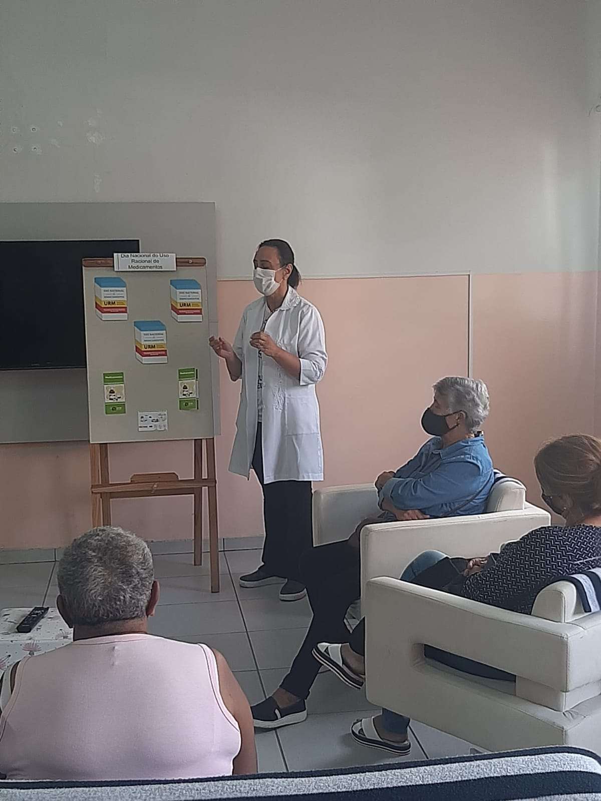 Dra. Ednai Soares de Azevedo, representante do CRF-SP no Conselho Municipal de Saúde de Sanra Isabel