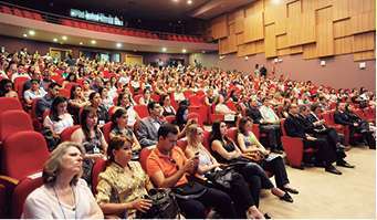 Público prestigia seminário “Superando desafios: o farmacêutico e o cuidado  ao paciente” (foto: Luiz Prado / Agência Luz)