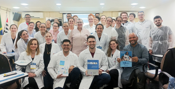 Ao final do curso, os farmacêuticos formados poderão atuar em serviços de vacinação