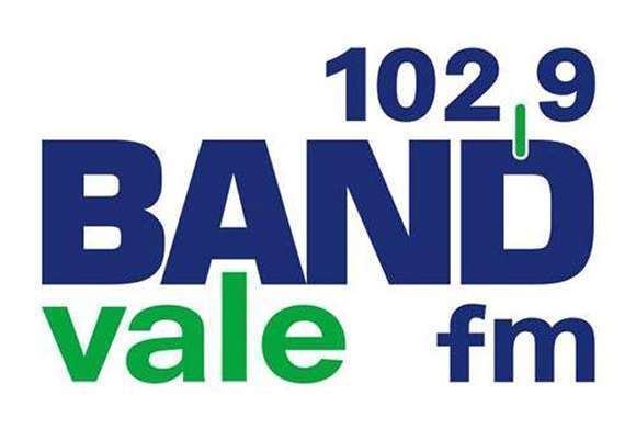 Fundo em branco com logo da Rádio Band Vale em azul e verde